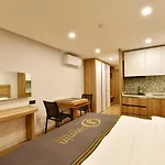 公寓式酒店 Jasmin Elite & 4*