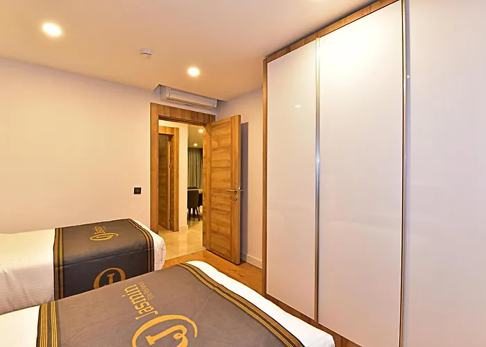 Apart-hotel Jasmin Elite & 4*